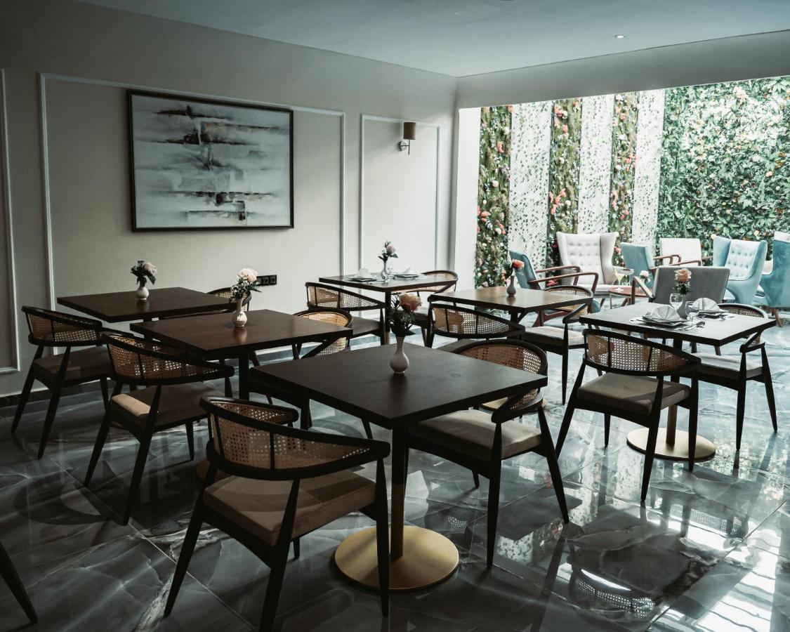 City Hotel By Waves Кенитра Екстериор снимка